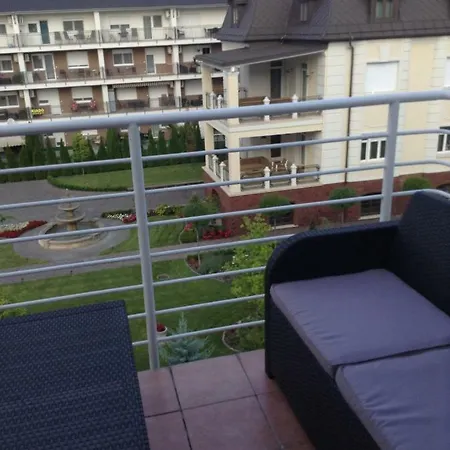 Koeztarsasag Utca 6. Apartmán
